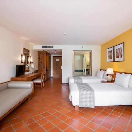 Naithonburi Beach Resort - Sha Extra Plus Exterior foto