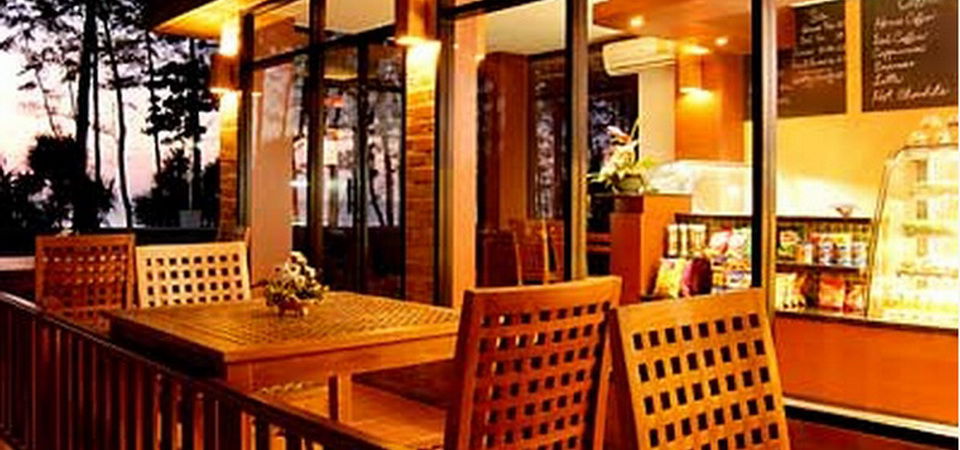 Naithonburi Beach Resort - Sha Extra Plus Exterior foto